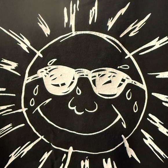 Men’s Phuket Island Black with white Graphics short sleeve T-Shirt Size large - Picture 5 of 8